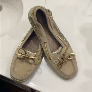 Sperry topsiders